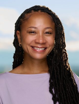 Kayla Hardy headshot.